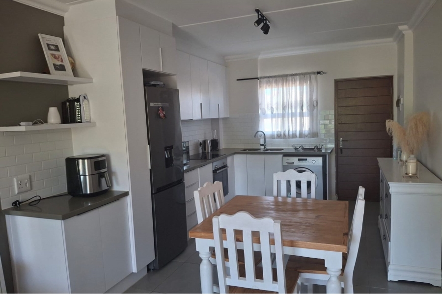 2 Bedroom Property for Sale in Langeberg Ridge Western Cape